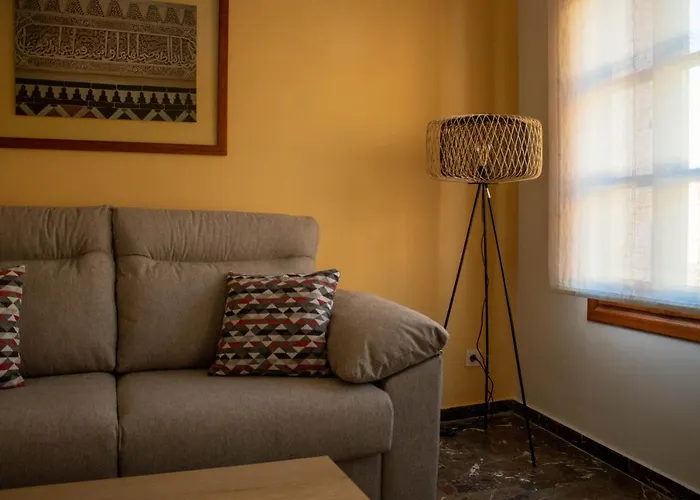 Atico Con Terraza En Cuesta Gomerez